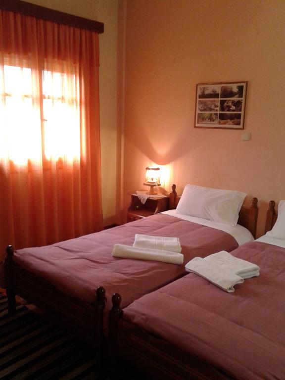 Zephyros Hotel Vytina Exterior photo